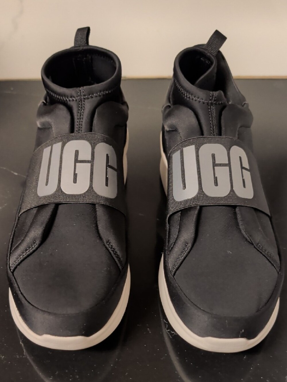 UGG "Neutra" Black Neoprene Sneakers Women's Size 8 Used Exc - Picture 3 of 11